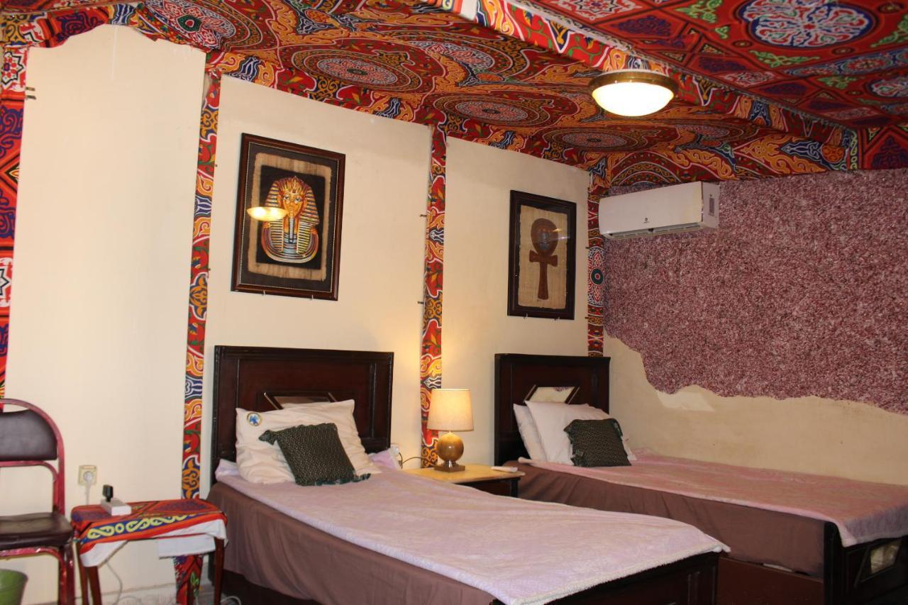 Pyramids Overlook Inn Kafrat al Jabal Екстер'єр фото
